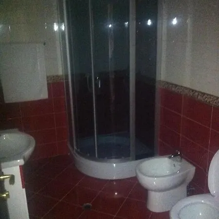 Ador 4*