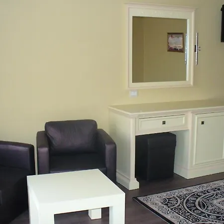 Hotel Ador Rinas
