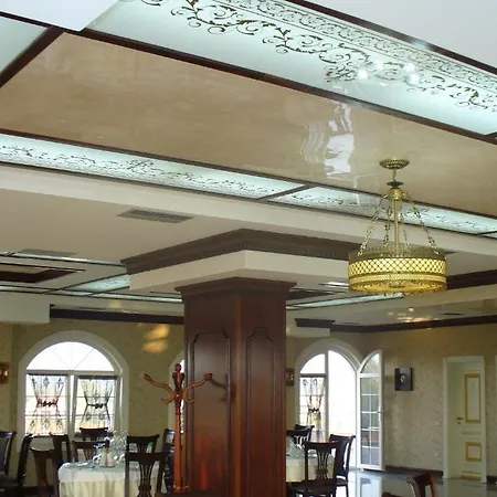 Hotel Ador 4*